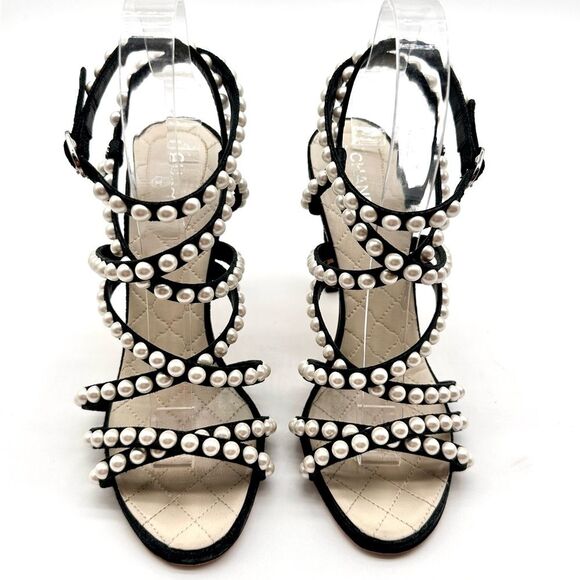 Chanel CC Logo Pearl Embellished Black Leather Quilted Leather Sandals EU 37.5 C - Picture 2 of 13